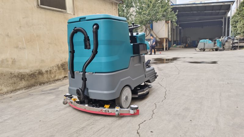 工業洗地機為什么需求高?工業洗地車的清潔效果如何?